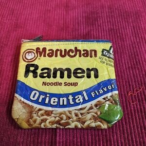 Maruchan Oriental Noodle Soup Ramen Coin Purse 3 1/2"×3 3/4"